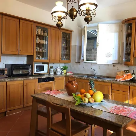 Cozy In Civitanova Marcheitaly With Private Pool 西维尔诺瓦·马尔凯